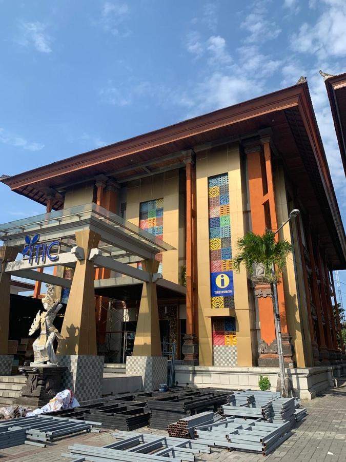 Fello B&B Hostel Legian Exterior foto